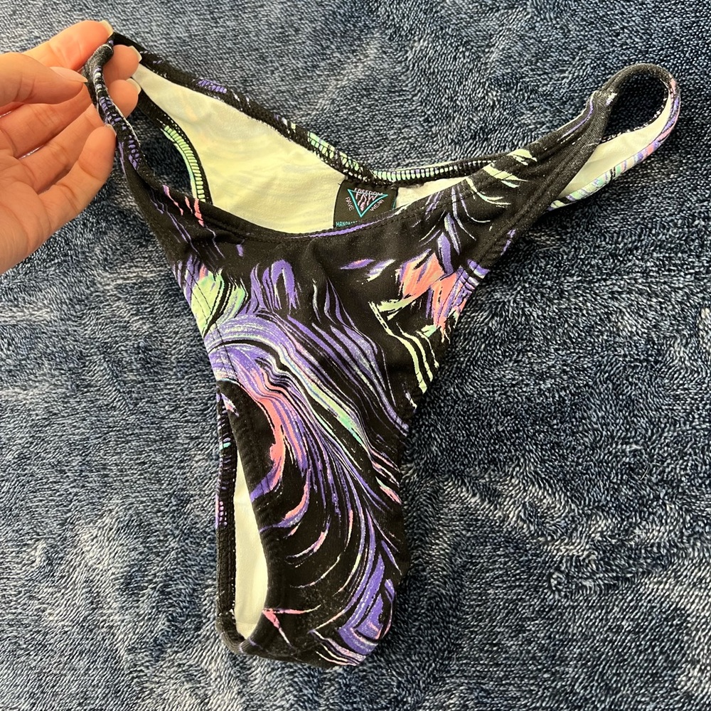 Freedom Rave Wear high hip swim bottoms size S brand new never worn